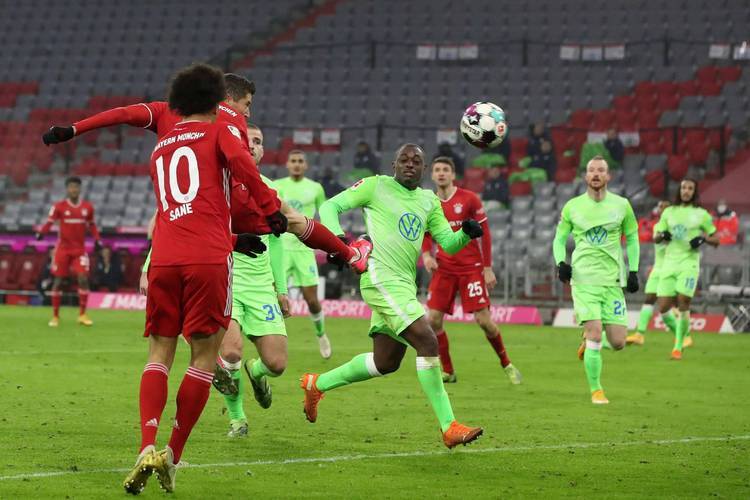 开云体育APP下载-包含德甲激战，球迷表达支持的词条