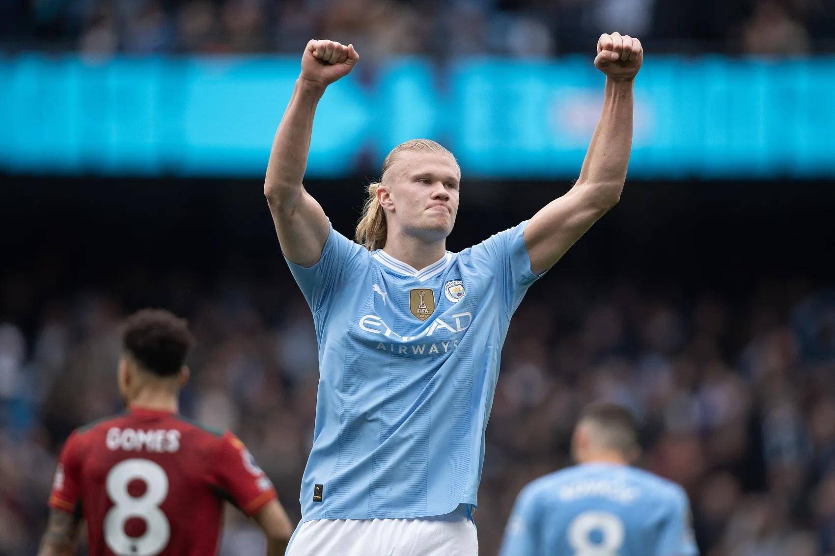 开云体育APP下载-英超赛场上的经典瞬间回顾,令人难忘